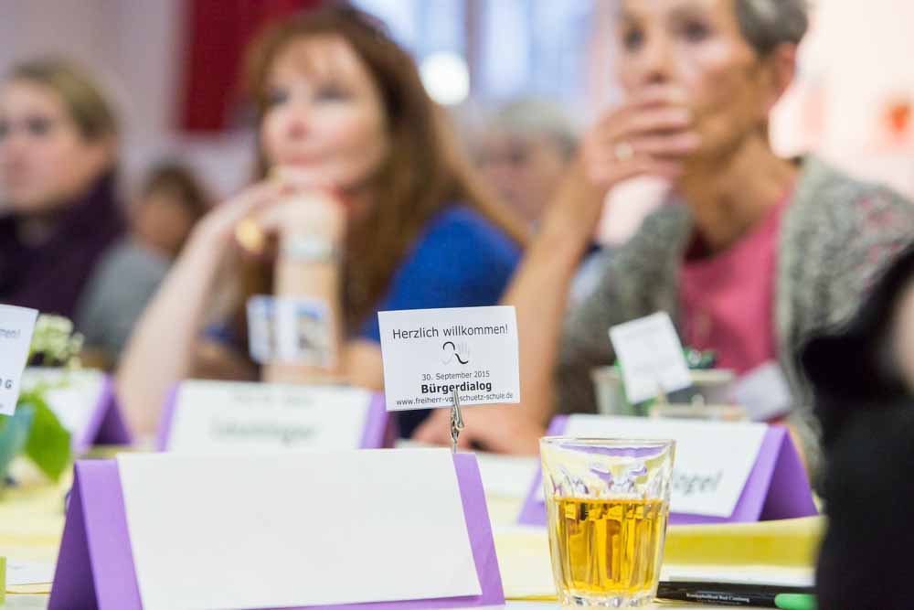 Teilnehmer während des Bürgerdialogs 