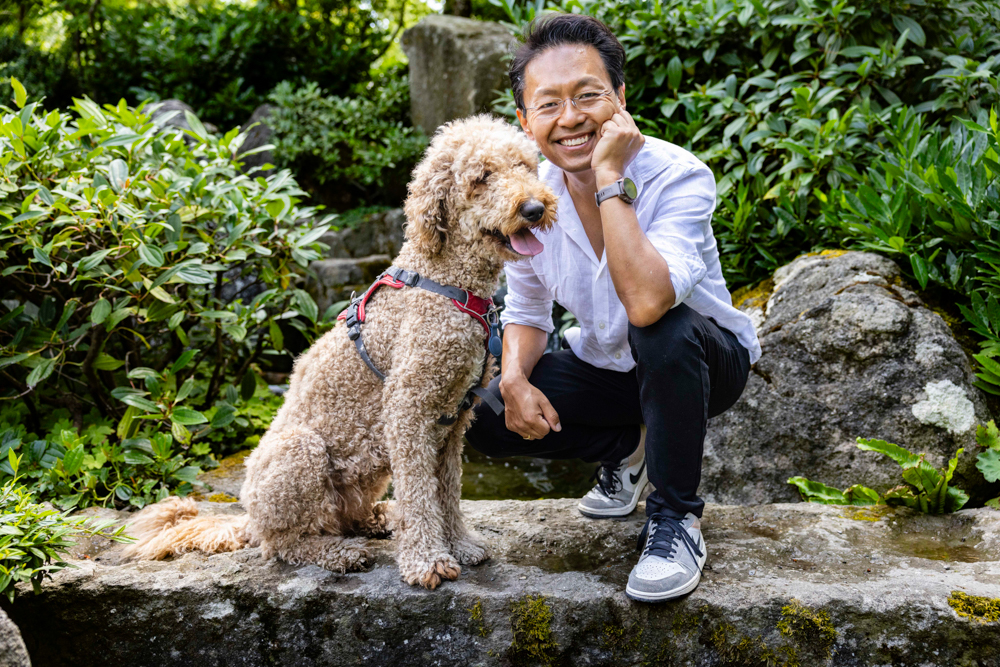 Chan-jo Jun / Würzburg ist ein deutscher Jurist, der sich auf IT- und Medienrecht spezialisiert hat und sich aktiv gegen Hass und Hetze im Netz einsetzt.