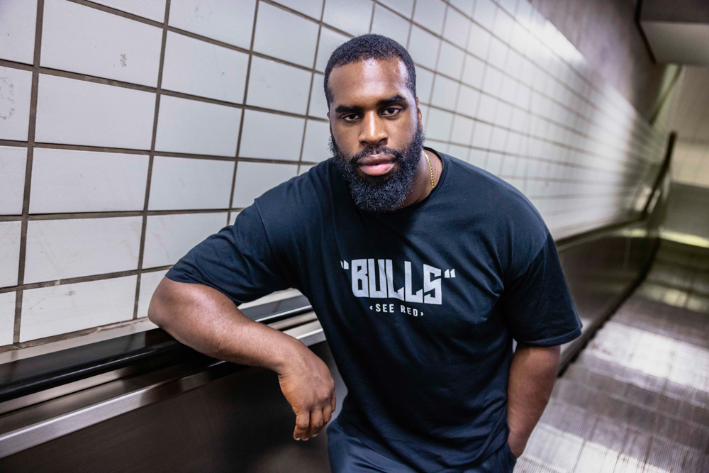 Fred Liepner ist Poet, Tänzer, Aktivist und Gewerkschaftssekretär der IG Metall. Ein Mann tiefgründiger Worte und Gerechtigkeit durch Poesie!